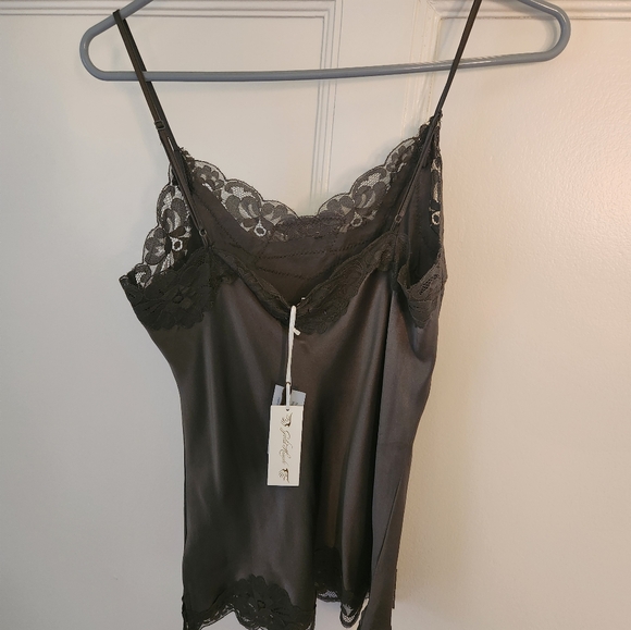 NWT Gold Hawk 100% silk camisole in dark green - Picture 3 of 8